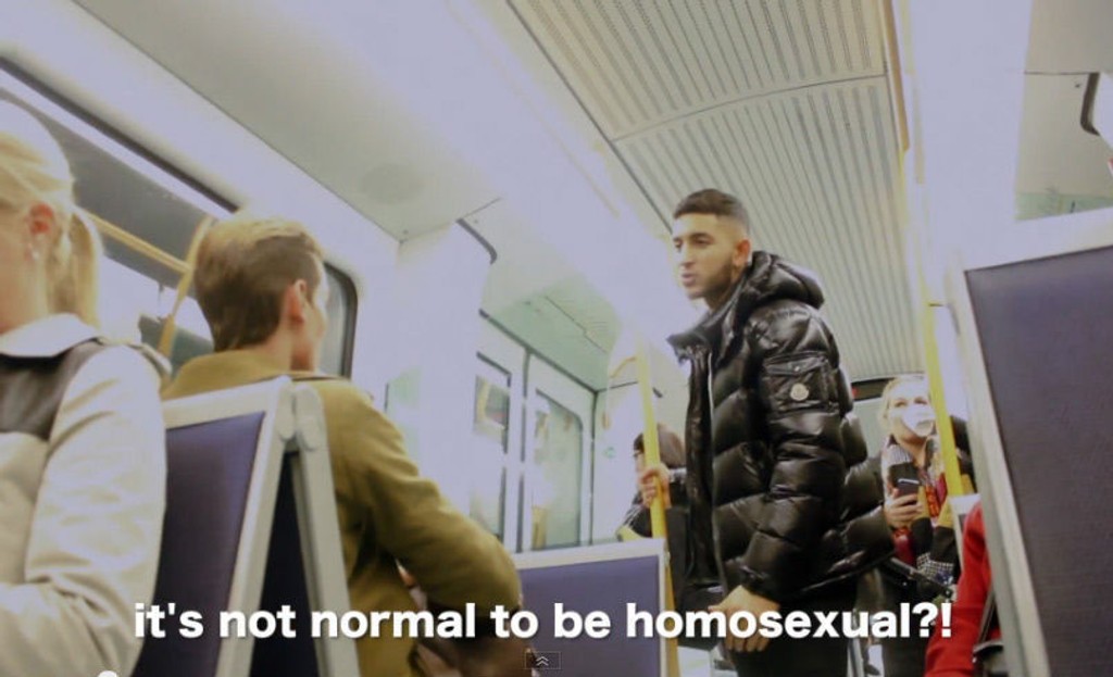 ARIAN KASHEF spliller mannen som angriper de homofile.