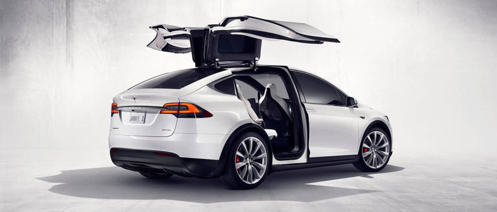 Tesla model 3 takstativ